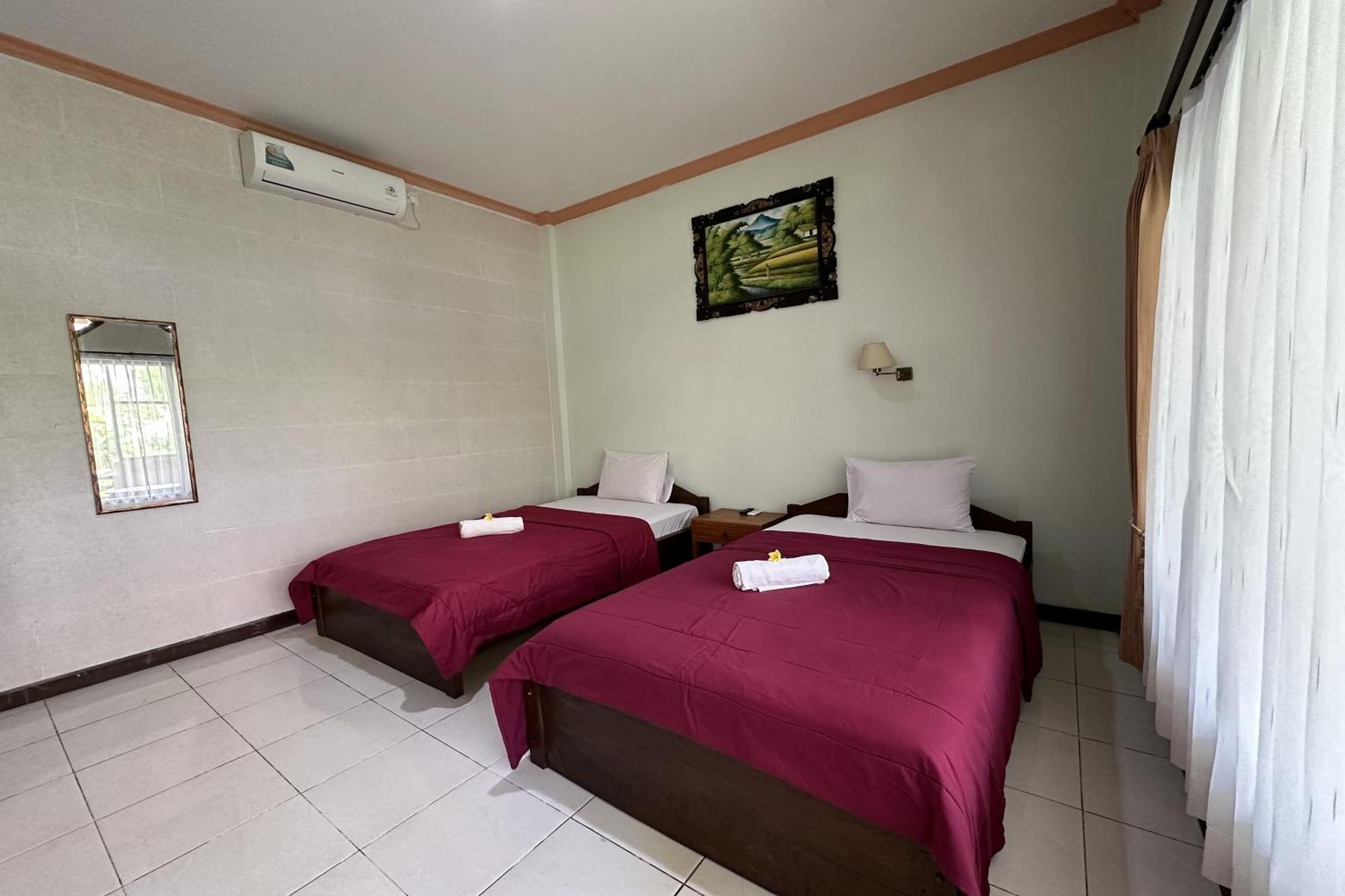 Taxa Raya Guest House Legian Exteriör bild